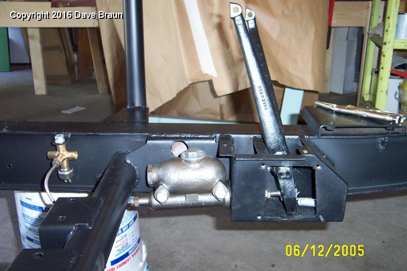 MGTD15470/Brakes/Brake master cylinder install